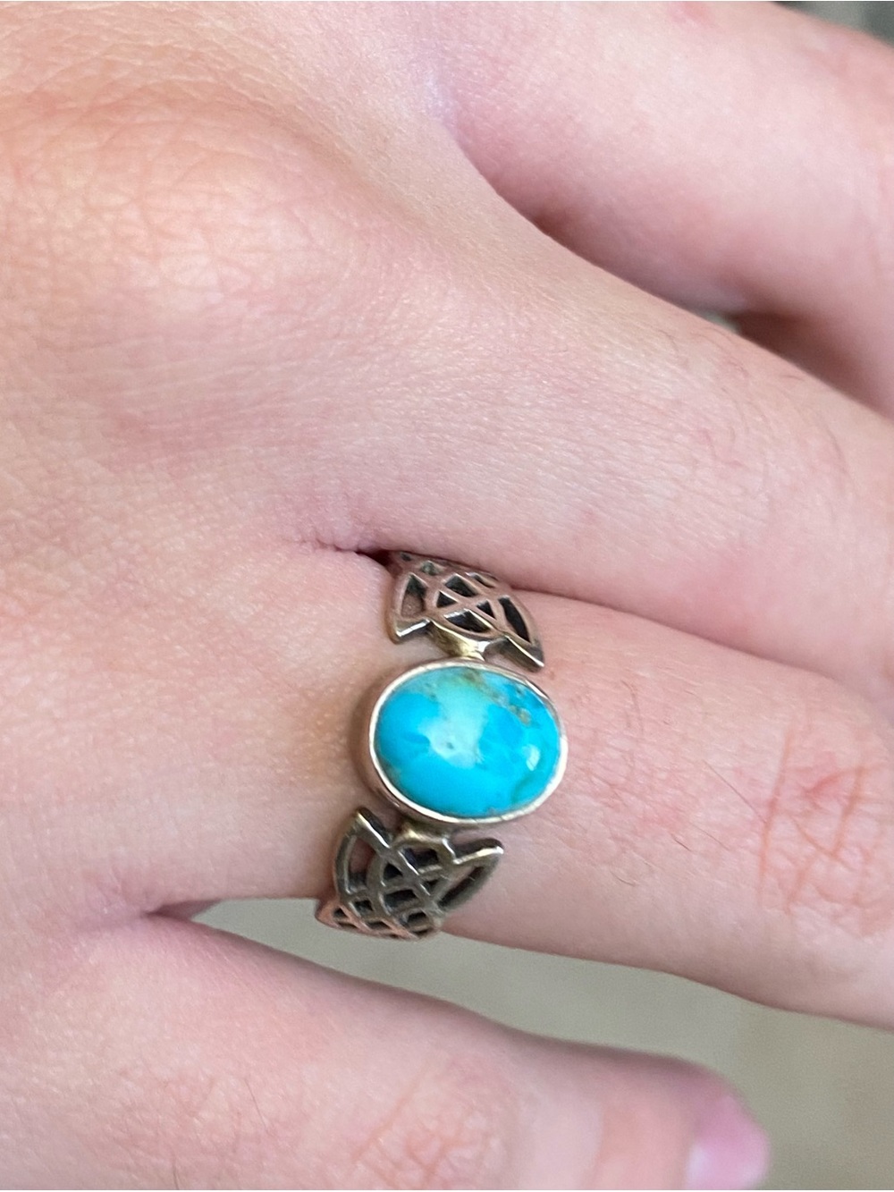 Vintage sterling silver Celtic knot turquoise Ring size 6